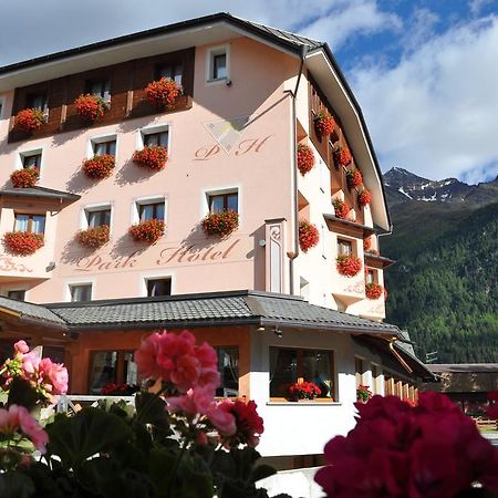 Park Hotel Santa Caterina Valfurva Kültér fotó