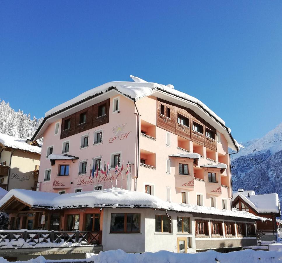 Park Hotel Santa Caterina Valfurva Kültér fotó