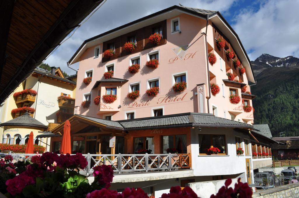 Park Hotel Santa Caterina Valfurva Kültér fotó